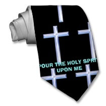 uso della croce su una cravatta